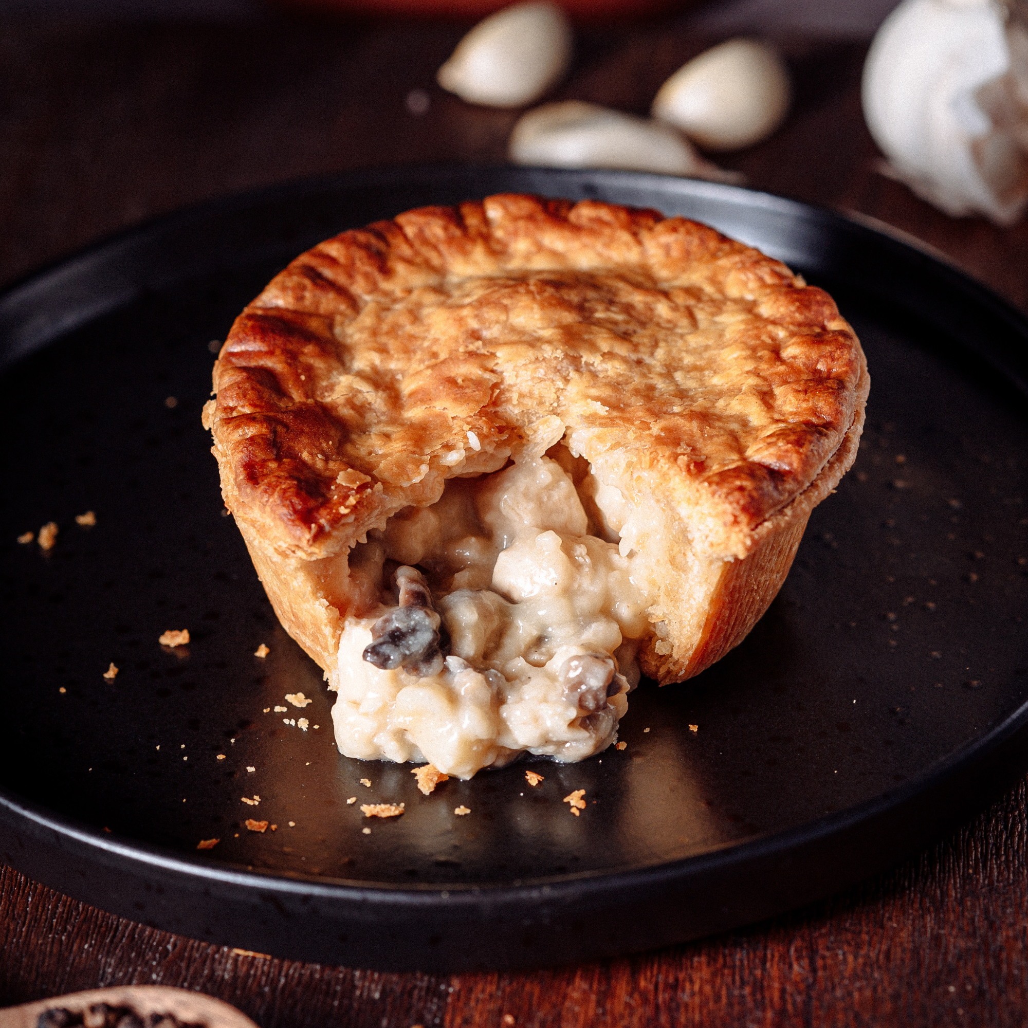 Regal Chicken & Mushroom Pies (247g)