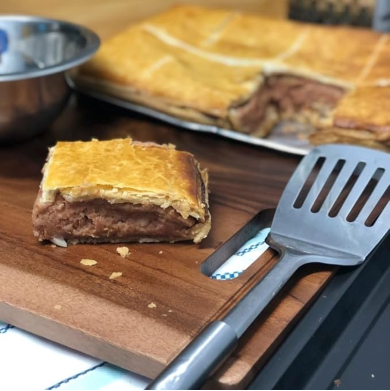 Large Corned Beef Pie (8 Portions)